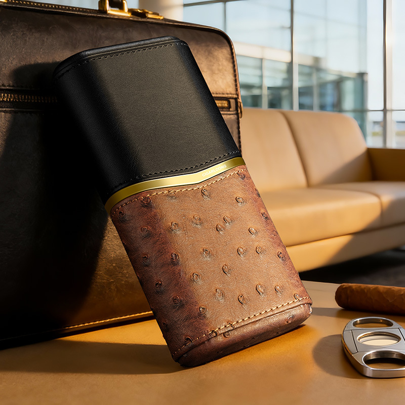 Leather Cigar Case﻿ Cedar Wood - Packaging recension och pris